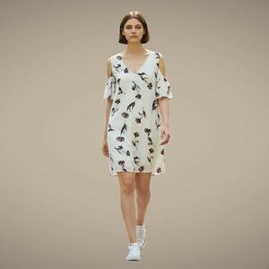 c&e Floral print Cold-Shoulder V-Neck Dress in blue w/flutter sleeves, lined, M